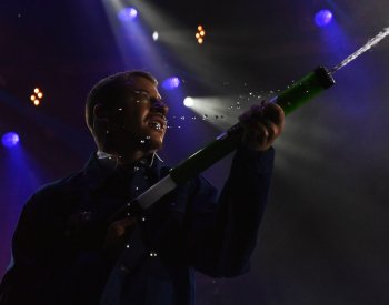 Koncertem rappera Macklemora vyvrcholil Colours of Ostrava