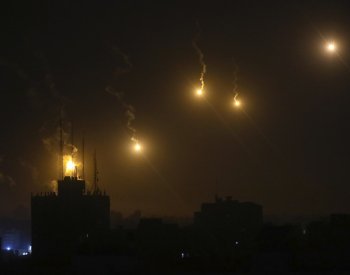 Izrael tvrdí, že za 24 hodin zasáhl 300 cílů Hamásu v Pásmu Gazy