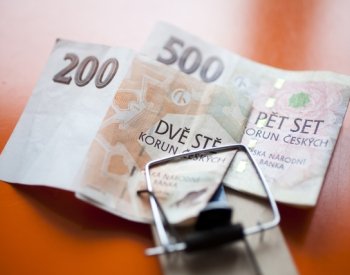 ČNB: Dluhy českých domácností u bank v září stouply na 2,23 bilionu korun