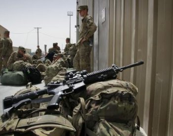 USA posílají dalších 300 vojáků na Blízký východ, oznámil Pentagon