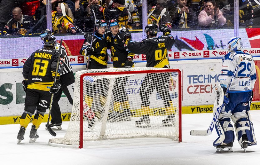 Litvínov udržel domácí neporazitelnost, Brno porazil 6:3
