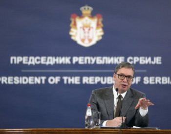 Srbský prezident rozpustil parlament, vyhlásil předčasné volby