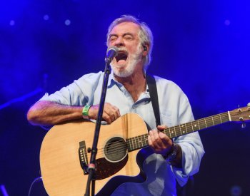 Prokop a Monkey Business pro Krásný ztráty Live připravili Wonderův hit