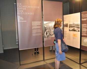 V Plötzensee nacisté zavraždili stovky Čechů, také pradědu české diplomatky