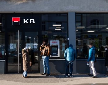 Komerční bance klesl za tři čtvrtletí zisk o 4,9 procenta na 12,4 miliardy Kč