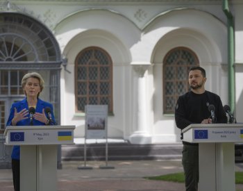 Von der Leyenová přijela do Kyjeva, promluví k parlamentu