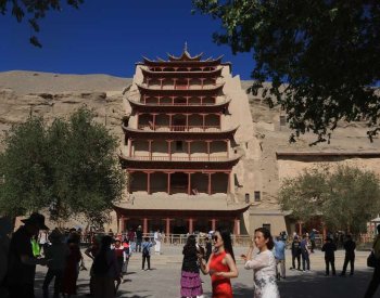 Odborníci varují, že kvůli změnám klimatu se ničí cenné kulturní památky v Číně