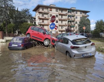 V Itálii a Portugalsku našli oběti Ciaránu, k západu Francii míří další bouře