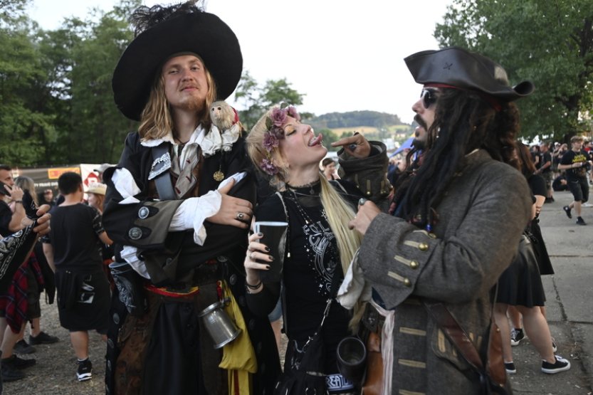 Ve Vizovicích vrcholí Masters of Rock, na festival přijely tisíce fanoušků