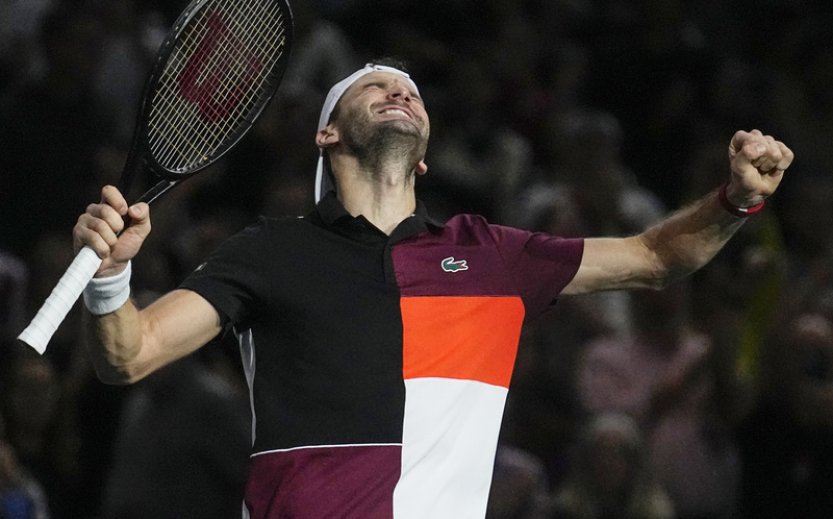 Bulharský tenista Dimitrov si v Paříži po šesti letech zahraje o titul z Masters