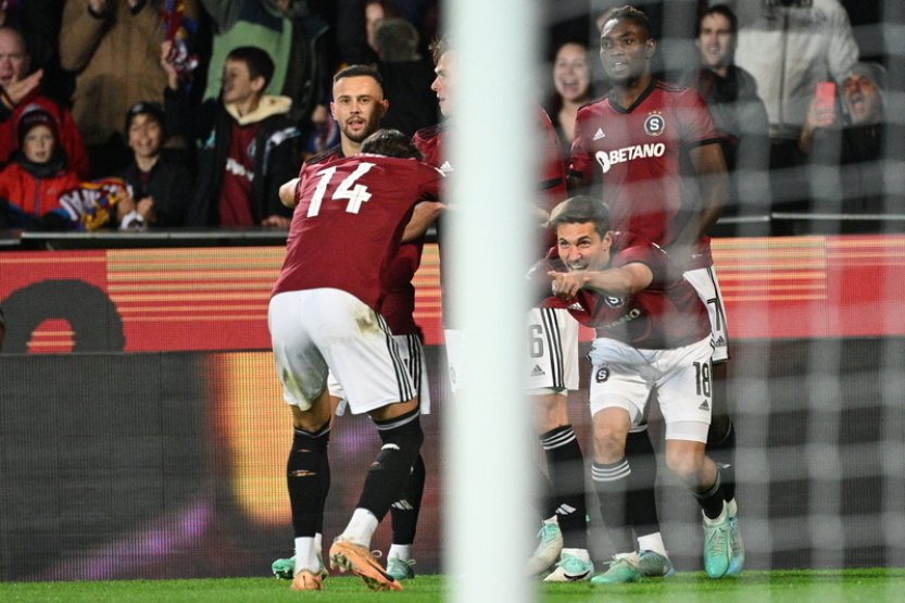 Sparta porazila Bohemians 2:0 a vrátila se do čela neúplné tabulky