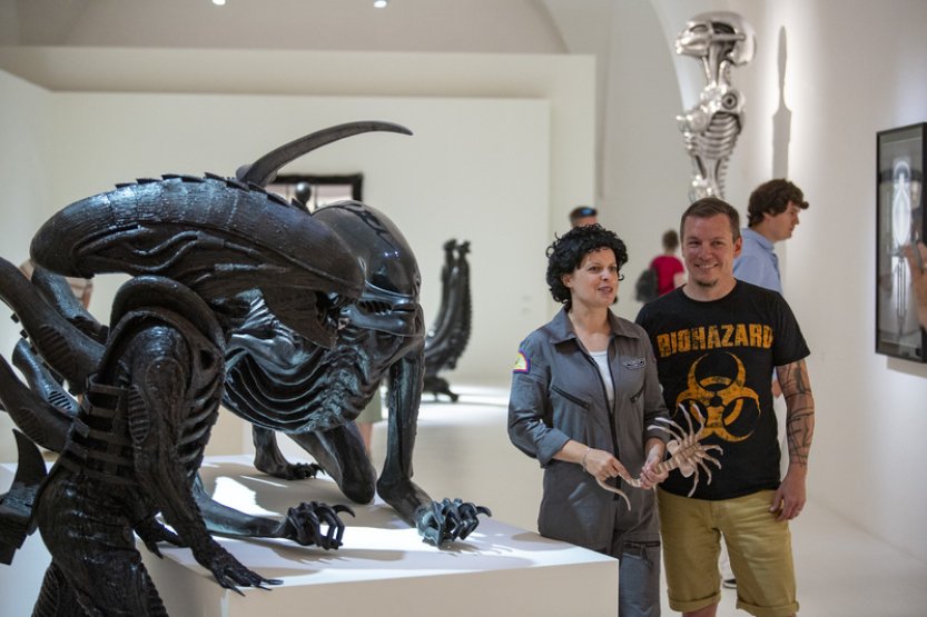 Dílo autora filmového Vetřelce přilákalo na Hlubokou za první měsíc 7000 lidí