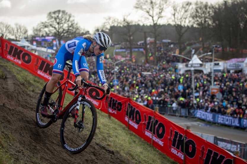 Mladá cyklokrosařka Zemanová získala další bronz, po MS byla třetí i na ME