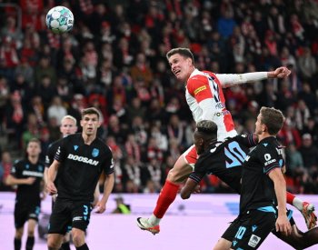 Nejsme zvyklí podávat doma takové výkony, řekl slávista Provod po prohře s Plzní