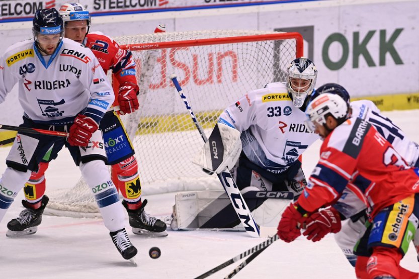 Pardubice vyhrály na ledě Vítkovic 2:0 a upevnily si vedení v extralize