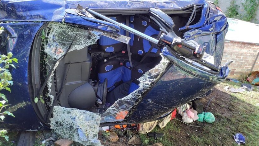 NKÚ: Bezpečnost na silnicích se zvýšila, stále ale umírá příliš mnoho lidí