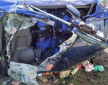 NKÚ: Bezpečnost na silnicích se zvýšila, stále ale umírá příliš mnoho lidí