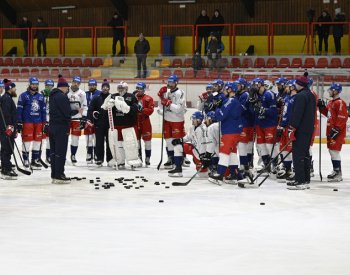 Hokejová reprezentace se poprvé sejde pod novým koučem Rulíkem