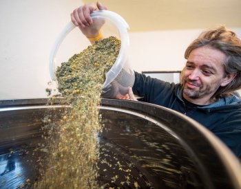 Na Šumavě obnovují léčivý elixír, který vymyslel přítel Masaryka i Rašína