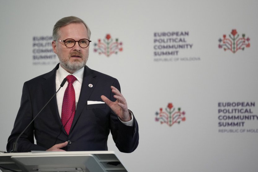 Fiala doufá, že ANO pomůže rychlému schválení obranné smlouvy s USA