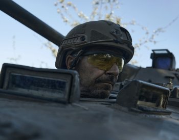 ISW: Ukrajinci přesunuli ne levý břeh Dněpru nevelký počet obrněnců