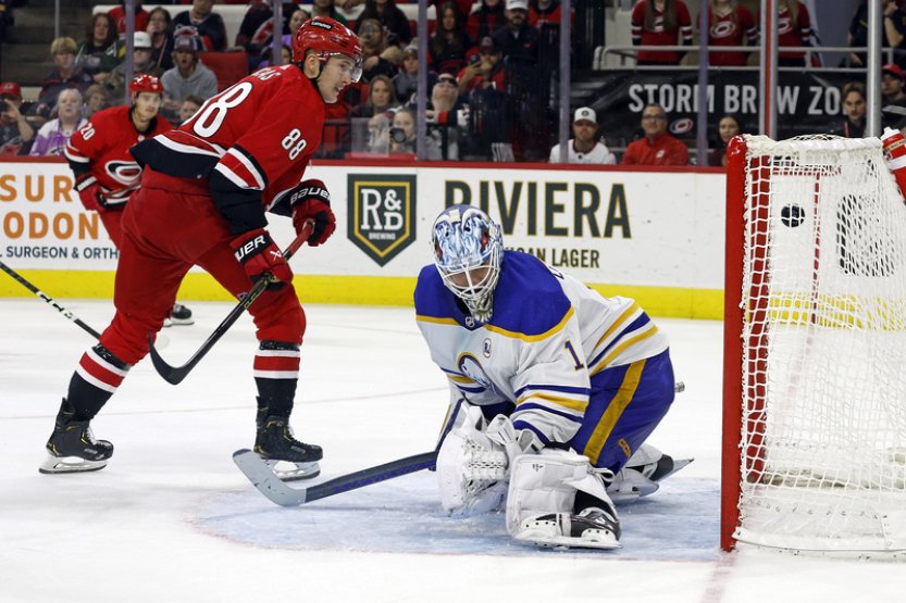 Nečas a Zohorna vstřelili v NHL vítězné góly