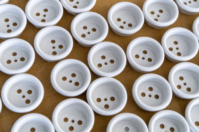 Porcelánka v Dubí vyrábí designové vypínače, míří do 28 zemí světa