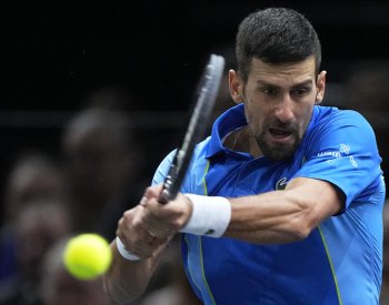 Djokovič má ve skupině Turnaje mistrů Sinnera, Tsitsipase a Runeho
