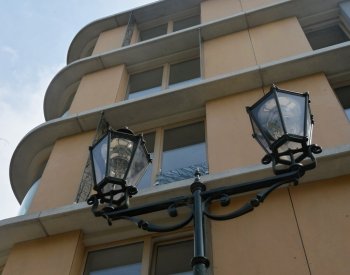 HB Index: Ceny bytů ve třetí čtvrtletí dále klesaly, domy a pozemky zdražily