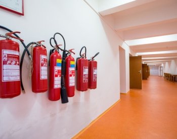 Vědec: Věčné chemikálie se do prostředí dostávají používáním běžných věcí