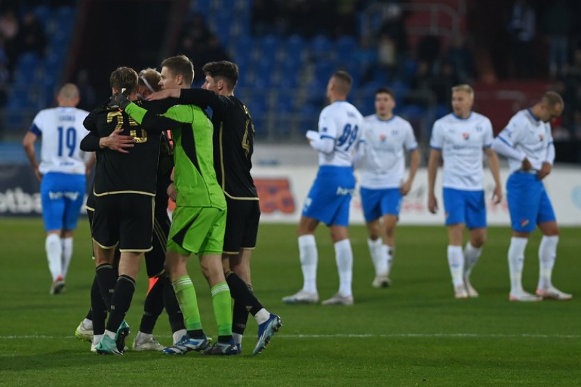 Fotbalisté Sparty zvítězili v Ostravě 1:0 a pojistili si vedení v ligové tabulce