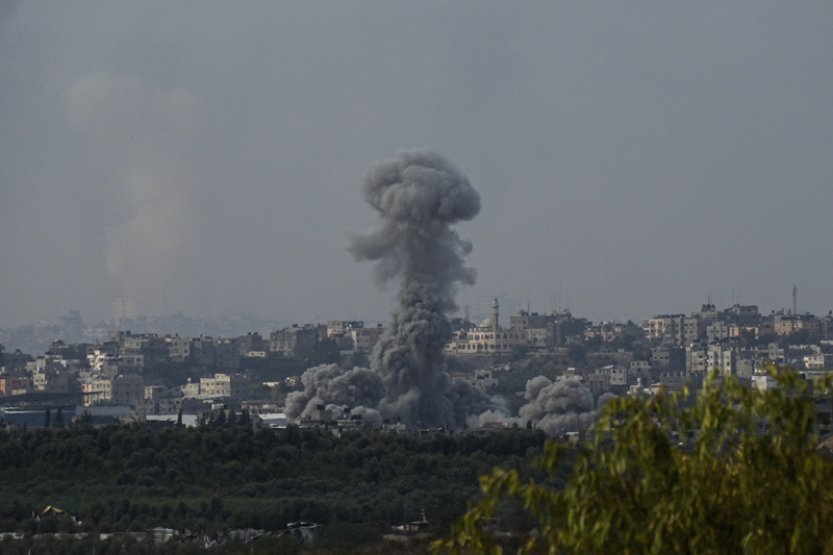 Borrell: EU vyzývá k okamžitým humanitárním přestávkám v Pásmu Gazy