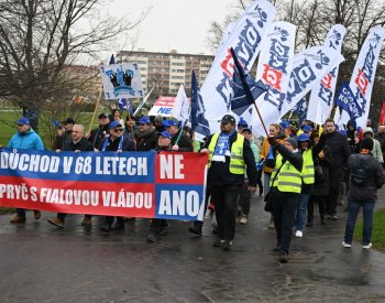 Odbory chystají 27.listopadu v Praze demonstraci proti krokům vlády