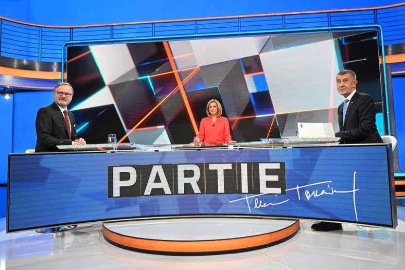 Vláda podle Fialy nenese odpovědnost za inflaci, Babiš to vidí opačně