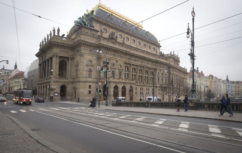Letošní Noci divadel s podtitulem Hoří! se zúčastní devět desítek divadel