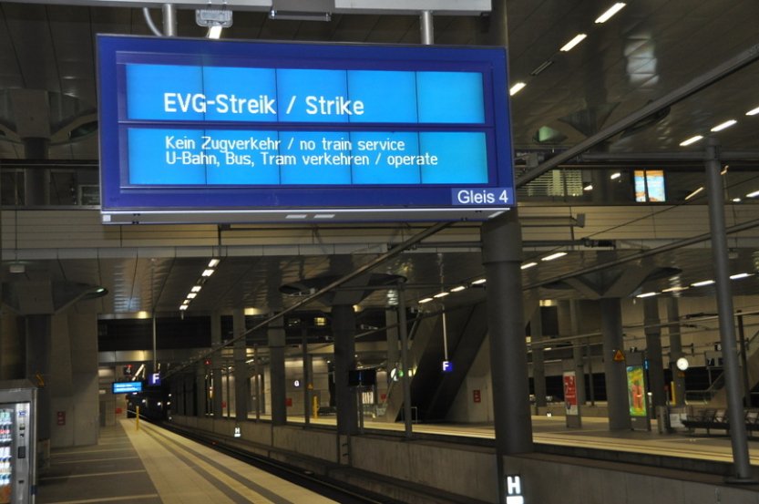 Německé odbory strojvedoucích vyzvaly ke stávce, začne ve středu večer