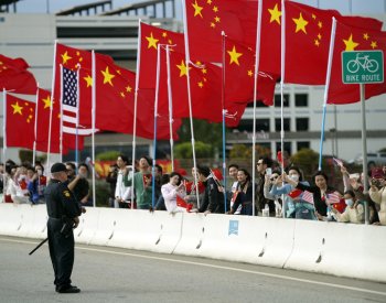 Si Ťin-pching přistál v USA, kde jej čeká jednání Bidenem