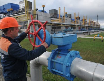 Zástupci zemí EU a EP se dohodli na regulaci emisí metanu v energetice