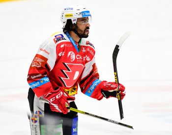 Policie propustila na kauci muže podezřelého ze zabití hokejisty Johnsona