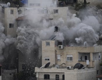 Izraelská armáda vyhodila do vzduchu sídlo parlamentu v Gaze, uvádí ToI