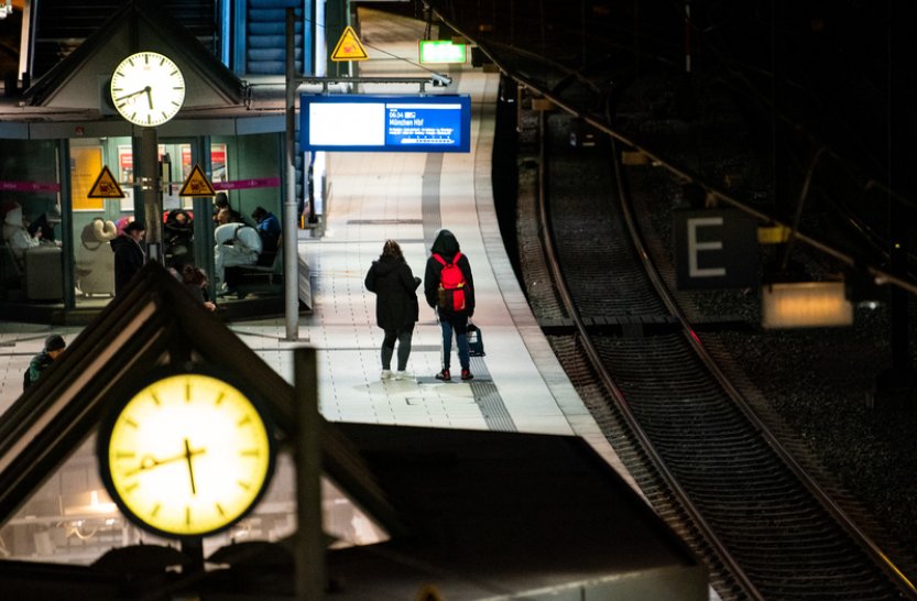 Nádraží v Německu byla ráno poloprázdná, lidé pro stávku pochopení neměli