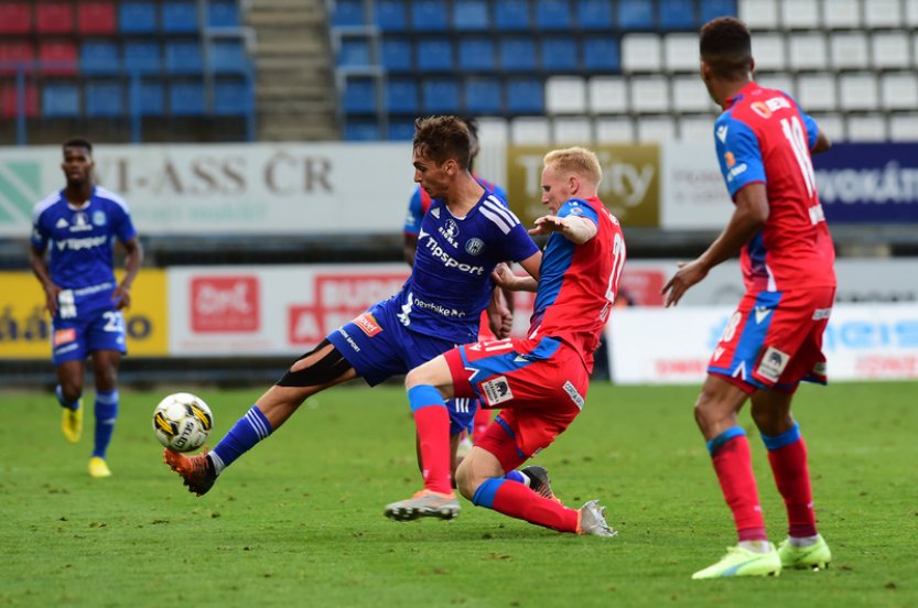 V Olomouci a Českých Budějovicích pokračuje fotbalový pohár