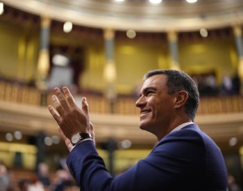 Pedro Sánchez bude znovu španělským premiérem, získal důvěru parlamentu