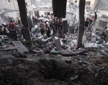 Izraelští vojáci pročesávají nemocnici v Gaze, armáda vyzývá k evakuaci na jihu