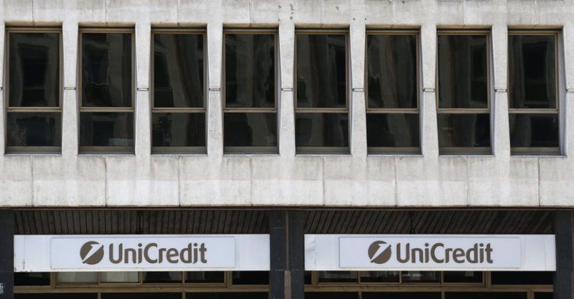 UniCredit Bank v ČR a SR stoupl čistý zisk na 5,3 mld. Kč