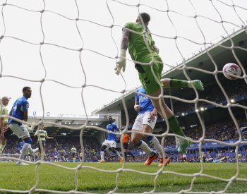 Everton přišel v Premier League za porušení finančních pravidel o 10 bodů