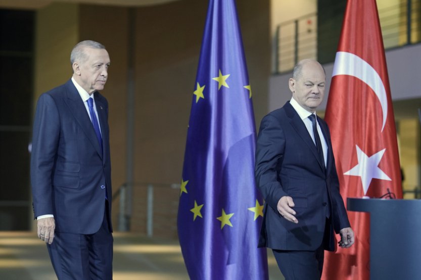 Němečtí činitelé řekli Erdoganovi, že Izrael má právo se bránit