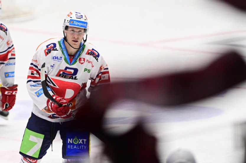 Vedoucí Pardubice vyhrály díky přesilovkovému hattricku Říčky v Plzni