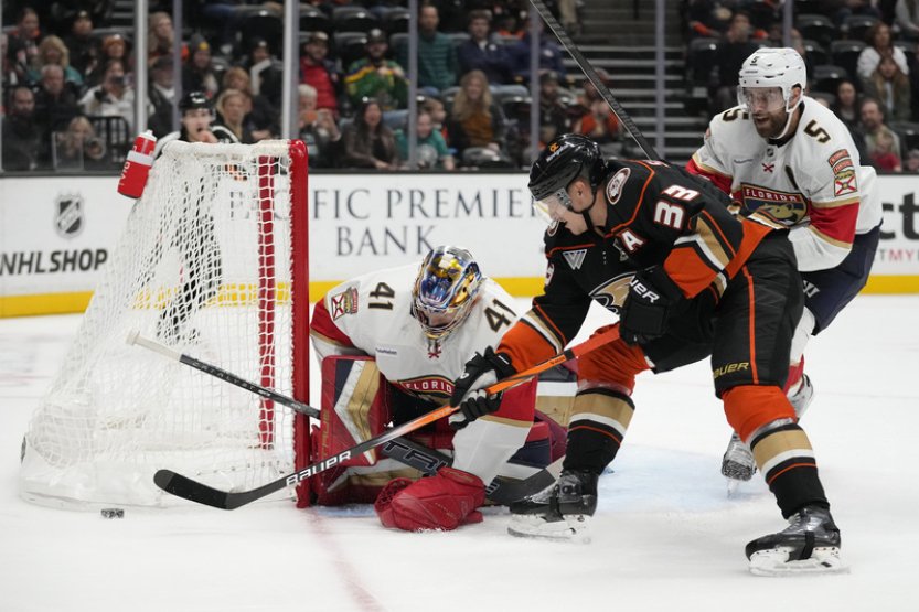 Gudas přišel v NHL o bodovou sérii