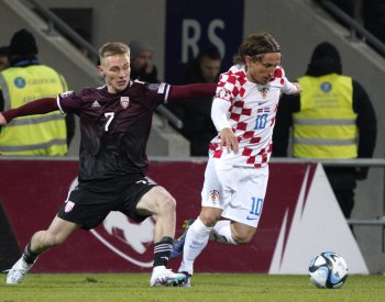 Chorvaté se výhrou v Lotyšsku přiblížili postupu na Euro